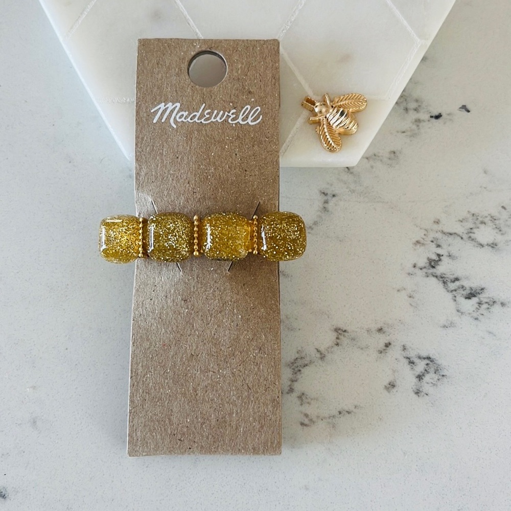 Madewell Chunky Acetate Hair Clip. - Picture 2 of 15